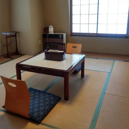 Oyo Business Hotel Azalea Gunma Kusatsu Kusatsu  Ngoại thất bức ảnh