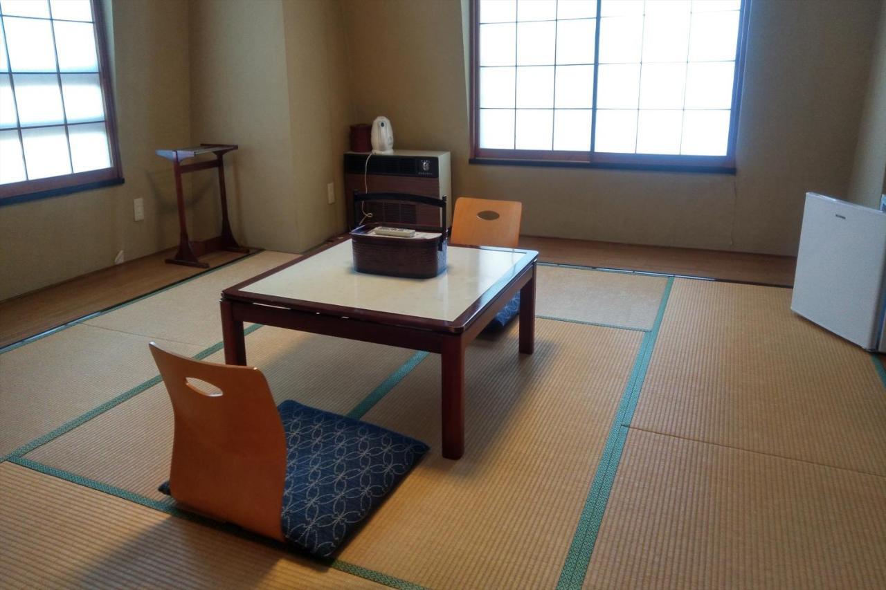 Oyo Business Hotel Azalea Gunma Kusatsu Kusatsu  Ngoại thất bức ảnh