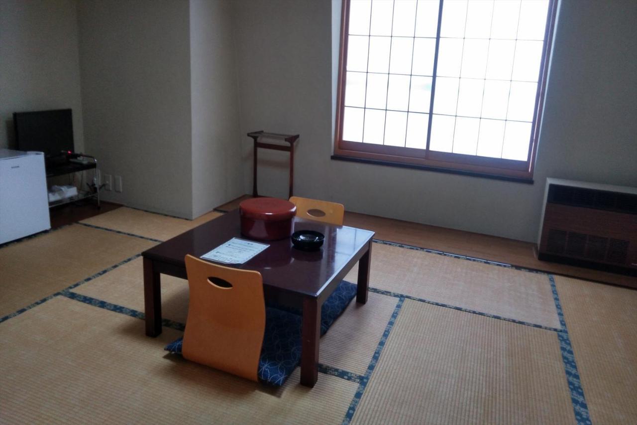 Oyo Business Hotel Azalea Gunma Kusatsu Kusatsu  Ngoại thất bức ảnh