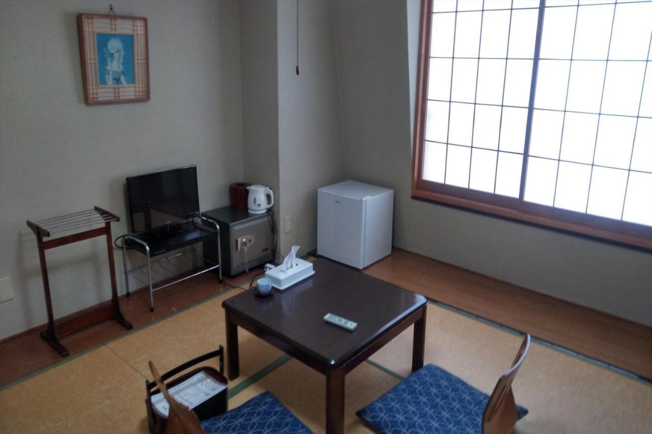 Oyo Business Hotel Azalea Gunma Kusatsu Kusatsu  Ngoại thất bức ảnh